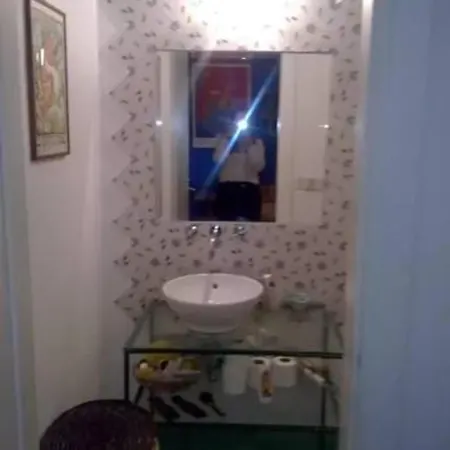 Torretta 16 Red Habitación en casa particular Tuscania